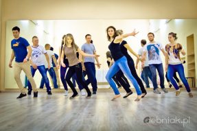 Cechy dobrego nauczyciela tańca - kontakt z ludźmi